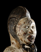 Statuette rituelle feminine - Punu / Pounou Lumbu - Gabon