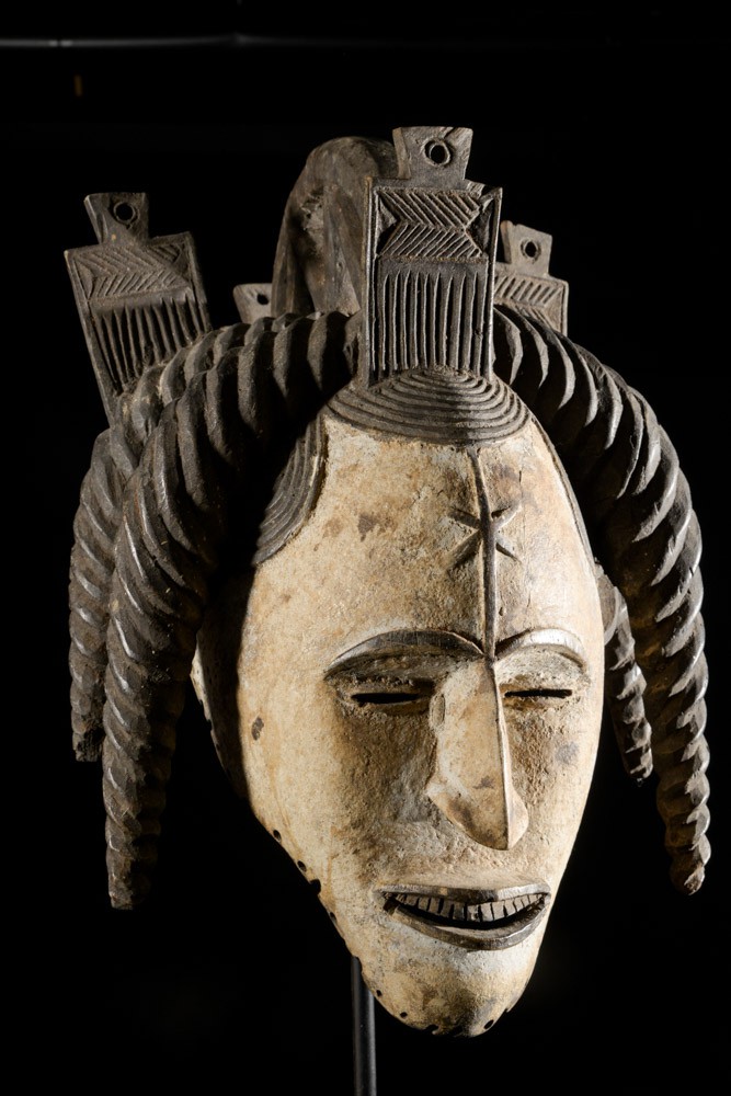 Masque Agbogho Mmuo - Igbo / Ibo - Nigeria