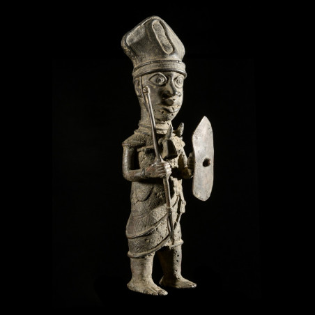 Oba en tenue de guerre - Bini Edo - Benin - Bronzes du Benin
