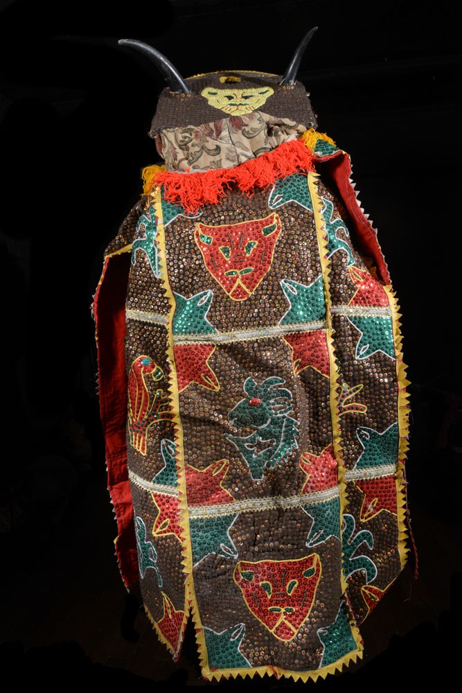 Egun - Costume de danse complet du culte Egungun - Yoruba - Benin / Nigeria