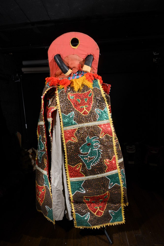 Egun - Costume de danse complet du culte Egungun - Yoruba - Benin / Nigeria