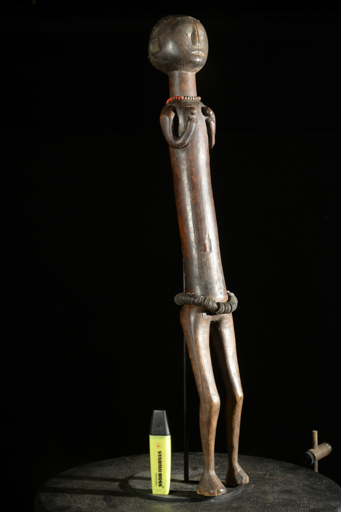 Statue antropomorphe ancienne - Nyamwezy - Tanzanie