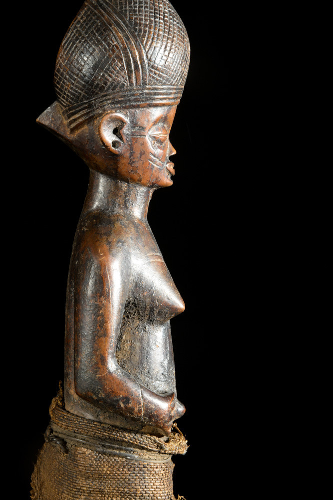 Statue cultuelle de chef - Tabwa - RDC Zaire