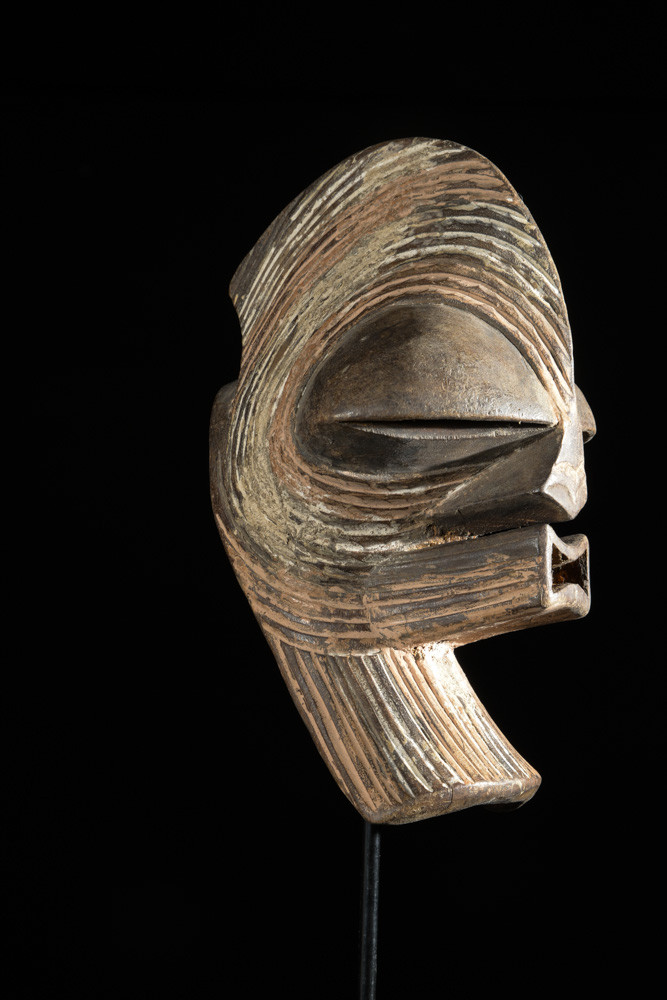 Masque passeport Kifwebe - Songye - RDC Zaire