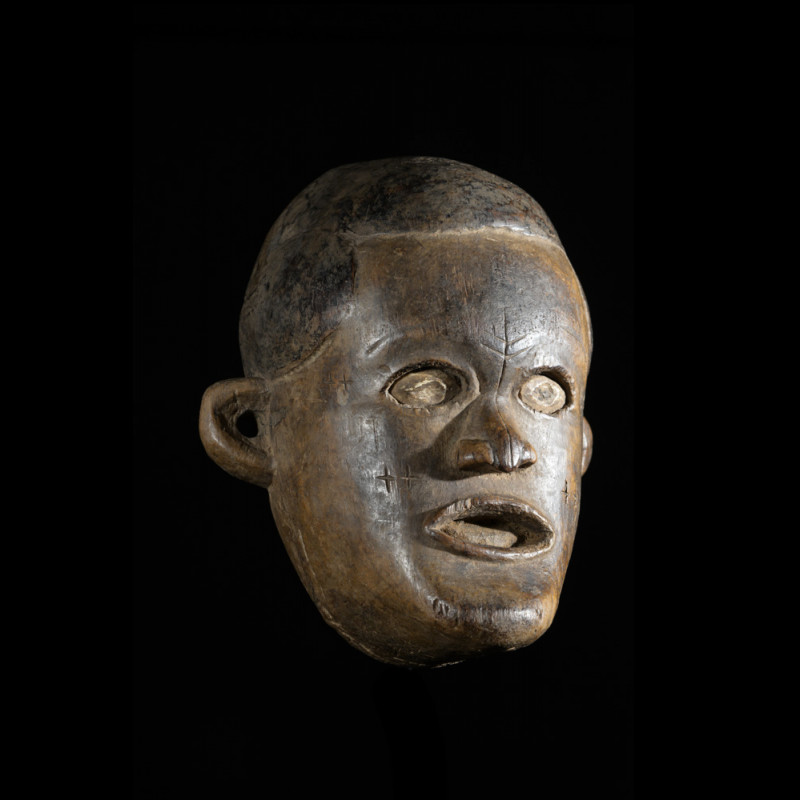 Masque anthropomorphe diminutif - Tabwa - RDC Zaire