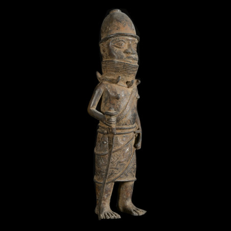 Oba en tenue de guerre - Bini Edo - Benin - Bronzes du Benin