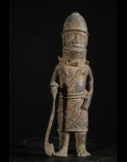 Oba en tenue de guerre - Bini Edo - Benin - Bronzes du Benin
