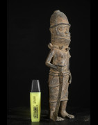 Oba en tenue de guerre - Bini Edo - Benin - Bronzes du Benin