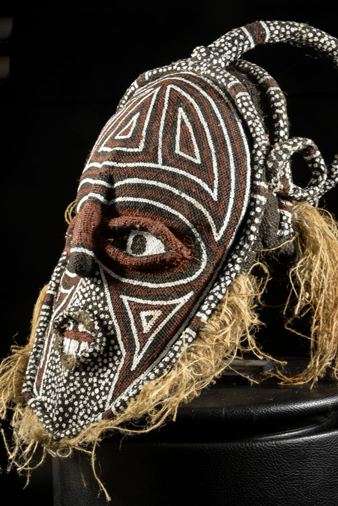 Masque Makishi polychrome - Chokwe / Luvale - Angola / Zambie