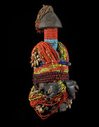 Poupee de fertilité perlée Ham Pilu - Fali - Cameroun