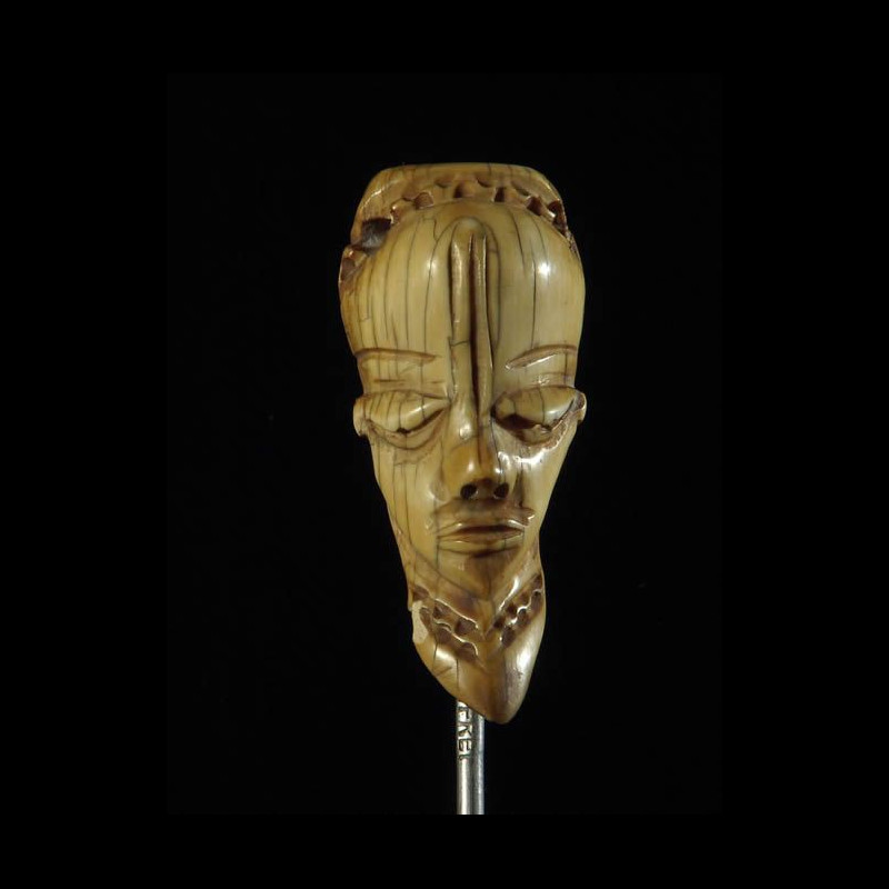 Amulette Ikhoko - Pende - RDC Zaire ivoires et corne africaines