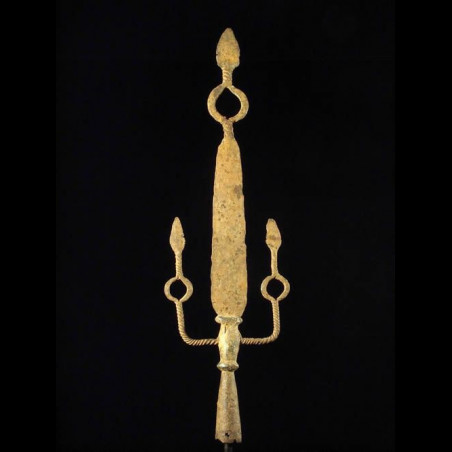 Monnaie primitive lance en fer noir - Bamileke et Bamoun