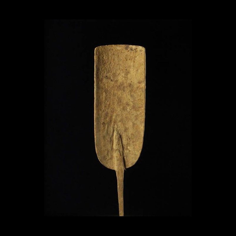 Monnaie primitive pelle en fer noir - Chamba - Cameroun / Nigeri