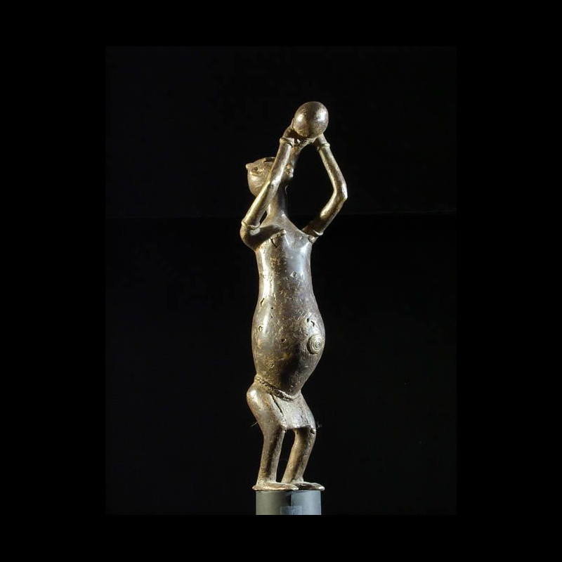 Personnage buvant - Dogon - Mali - Bronzes anciens du Mali