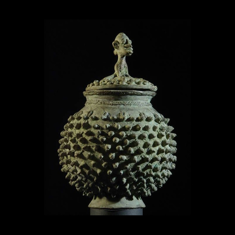 Pot a onguents magiques en bronze - Dogon - Mali - Bronzes
