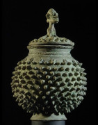 Pot a onguents magiques en bronze - Dogon - Mali - Bronzes