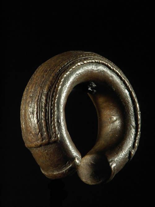 Bracelet en cuivre rouge massif - Senoufo - Côte d'Ivoire