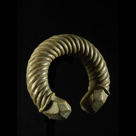 Bracelet monnaie en laiton massif torsade - Minchika - Nigeria