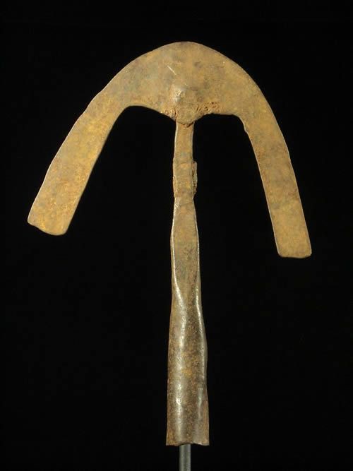Monnaie primitive Houe en fer noir - Plateau de Jos - Nigeria