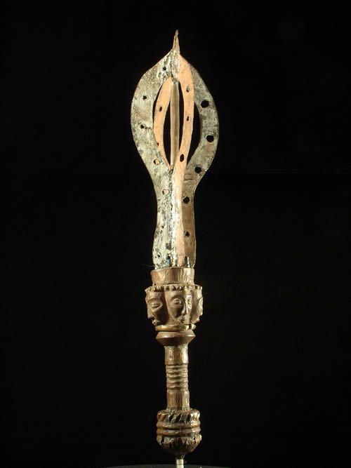 Glaive ou sceptre de ceremonie - Chokwe - Angola