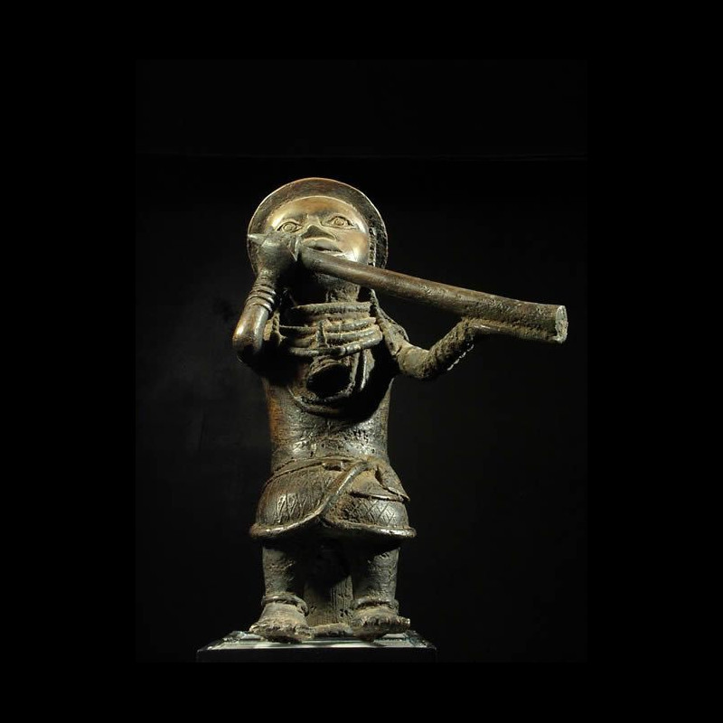 Joueur de trompe en bronze - Bini - Nigeria - Bronzes d’ife