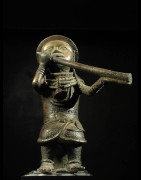 Joueur de trompe en bronze - Bini - Nigeria - Bronzes d’ife