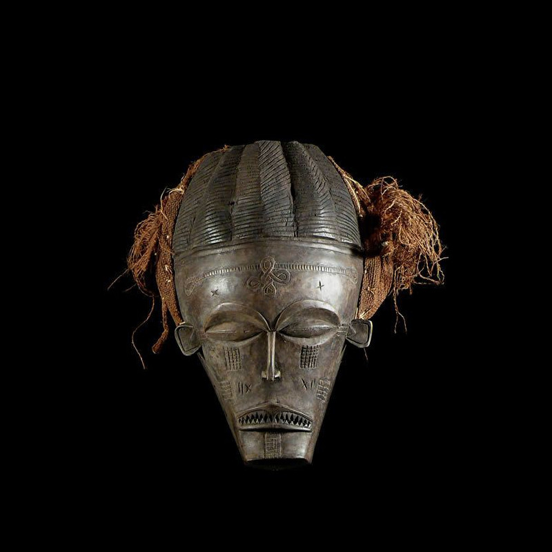 Masque Mwana Pwo - Chokwe / Tschokwe - Angola