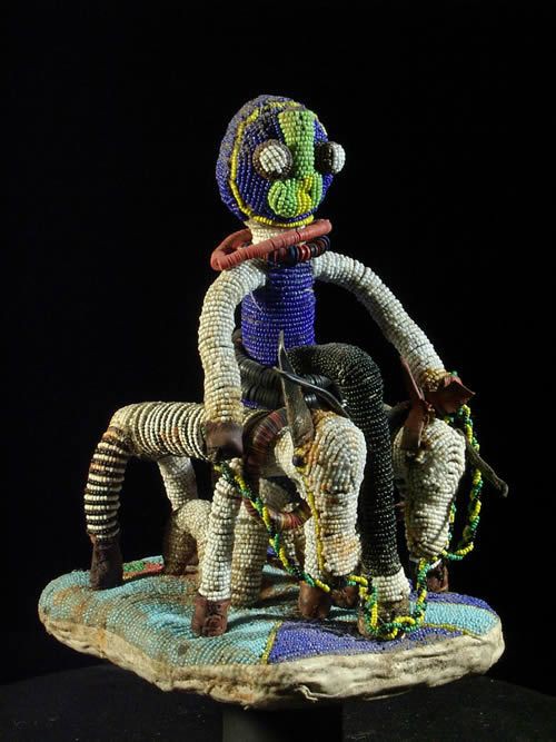 Scene cavaliere d’autel royal en perles - Yoruba - Nigeria