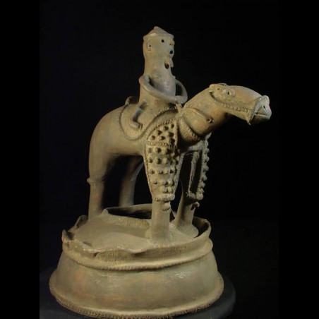 Poterie cavalier et son cheval - Region de Bida - Nigeria