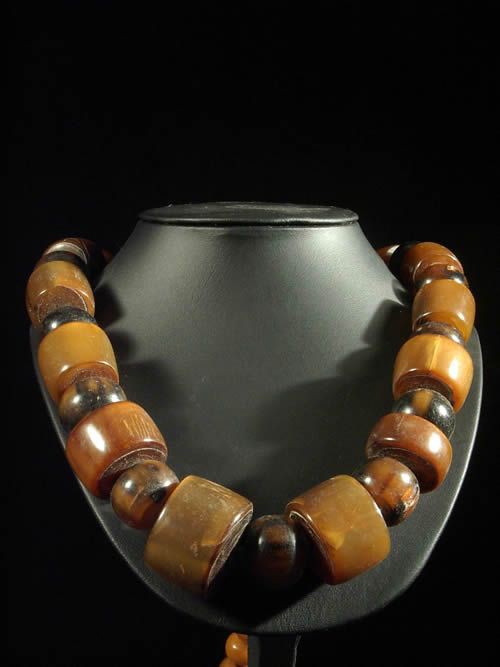 Collier de boules de corne de boeuf - Togo - Bijoux
