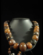 Collier de boules de corne de boeuf - Togo - Bijoux