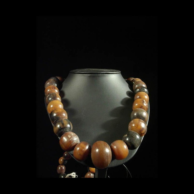 Collier de boules de corne de boeuf - Togo - Bijoux