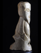 Figurine en os bovin - Lega - RDC Zaire - Sculptures en os