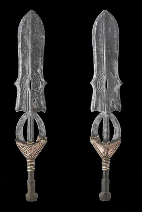 Epee de ceremonie - Poto - Rdc Zaire - Armes Africaines