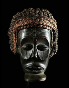 Masque Mwana Pwo - Chokwe / Tschokwe - Angola
