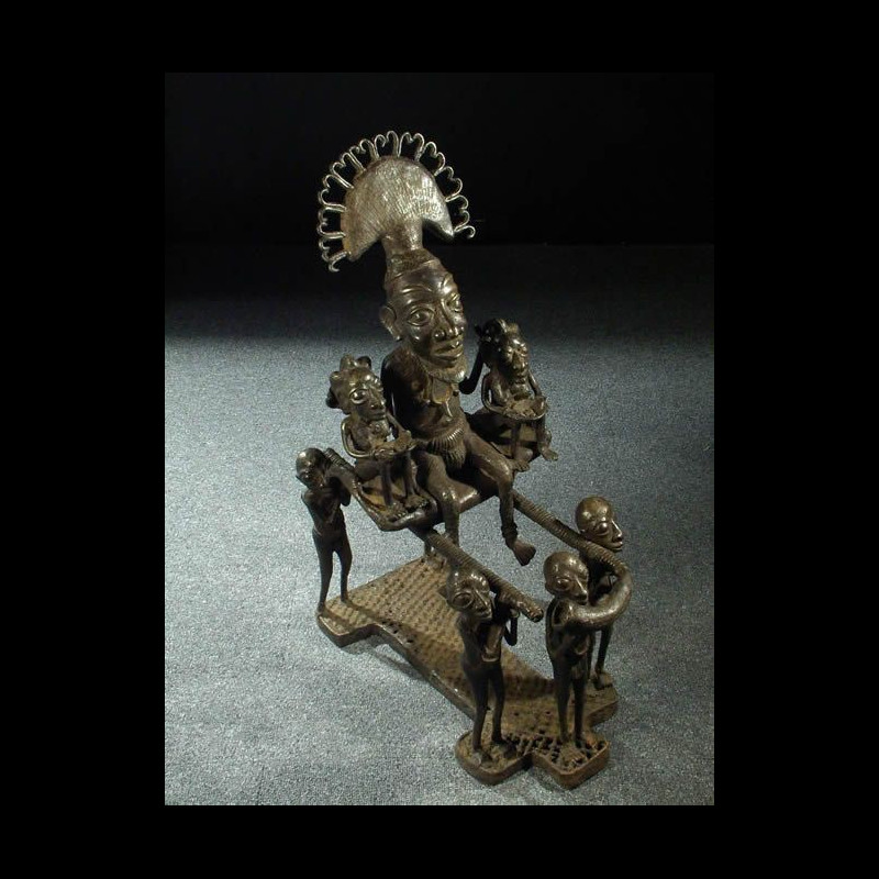 Roi Bamoun et porteurs en bronze - Cameroun - Bronzes Bamoun
