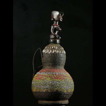 Gourde a substances magiques ou medicinales - Kwere - Tanzanie