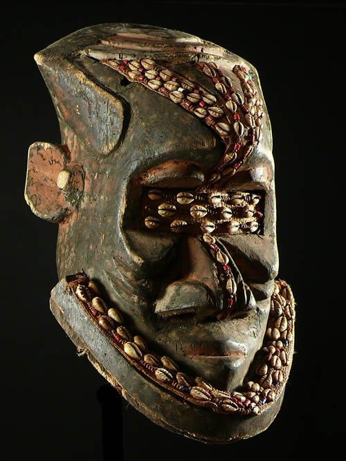 Masque casque Bwoom - Kuba /Bushoong - RDC Zaire