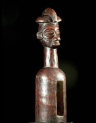 Tambour a fente - Yaka - RDC Zaire - Percussions