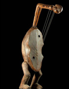 Harpe Arquee - Punu / Pounou - Gabon - Cordophones