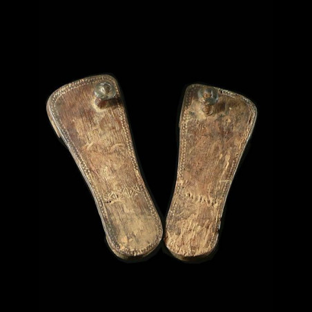 Claquettes en bois - Kwere / Zaramo - Tanzanie