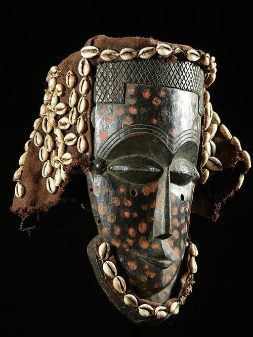 Masque facial funeraire - Lele / Bashilele - RDC Zaire