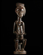 Statuette feminine maternite Zuzu - Gouro - Côte d'Ivoire