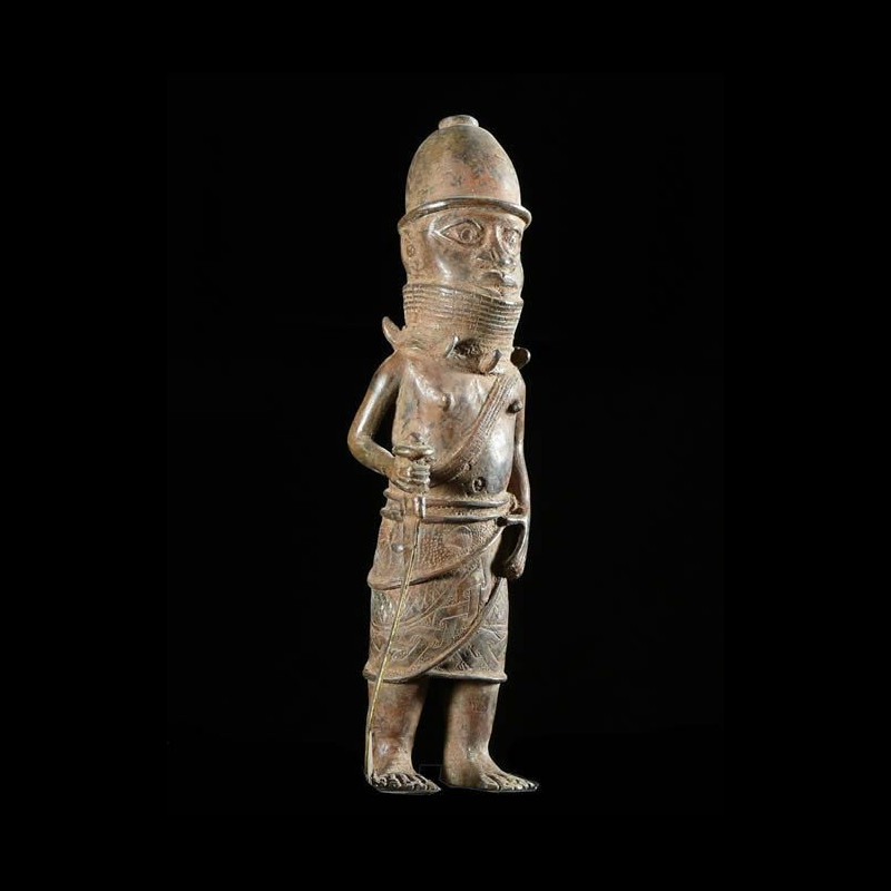 Oba en tenue de guerre - Bini Edo - Benin - Bronzes du Benin