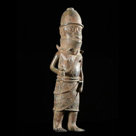 Oba en tenue de guerre - Bini Edo - Benin - Bronzes du Benin