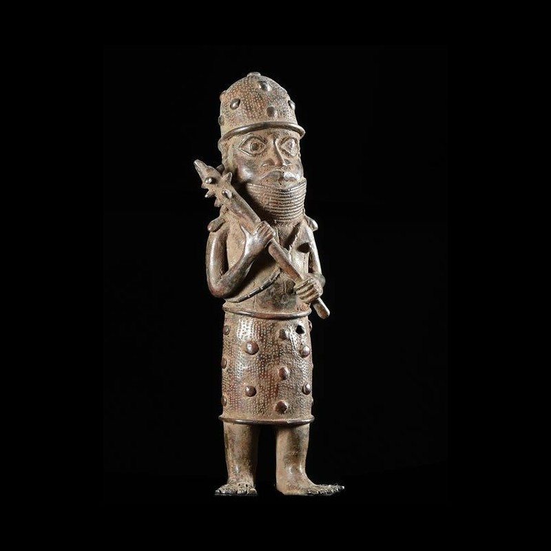 Oba en tenue de guerre - Bini Edo - Benin - Bronzes du Benin