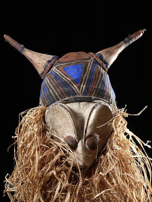 Masque initiatique Nkanda - Nkanu - RDC Zaire