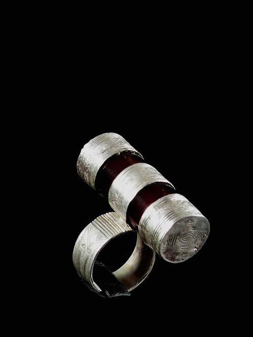Bague en argent et agathe - Touareg - Niger