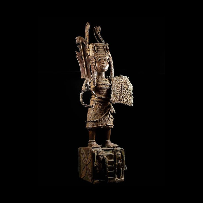 Oba en tenue de guerre - Bini Edo - Benin - Bronzes du Benin
