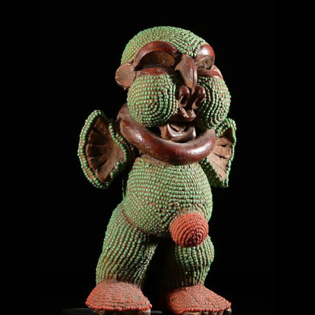 Statue terre cuite et perles - Pygmees - Cameroun - Deco